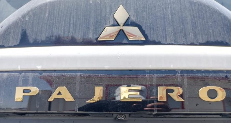 ميتسوبيشي باجيرو 2015| تعرف على أسعارها في سوق السيارات المستعملة بالسعودية ميتسوبيشي باجيرو 2015| تعرف على أسعارها في سوق السيارات المستعملة بالسعودية 1