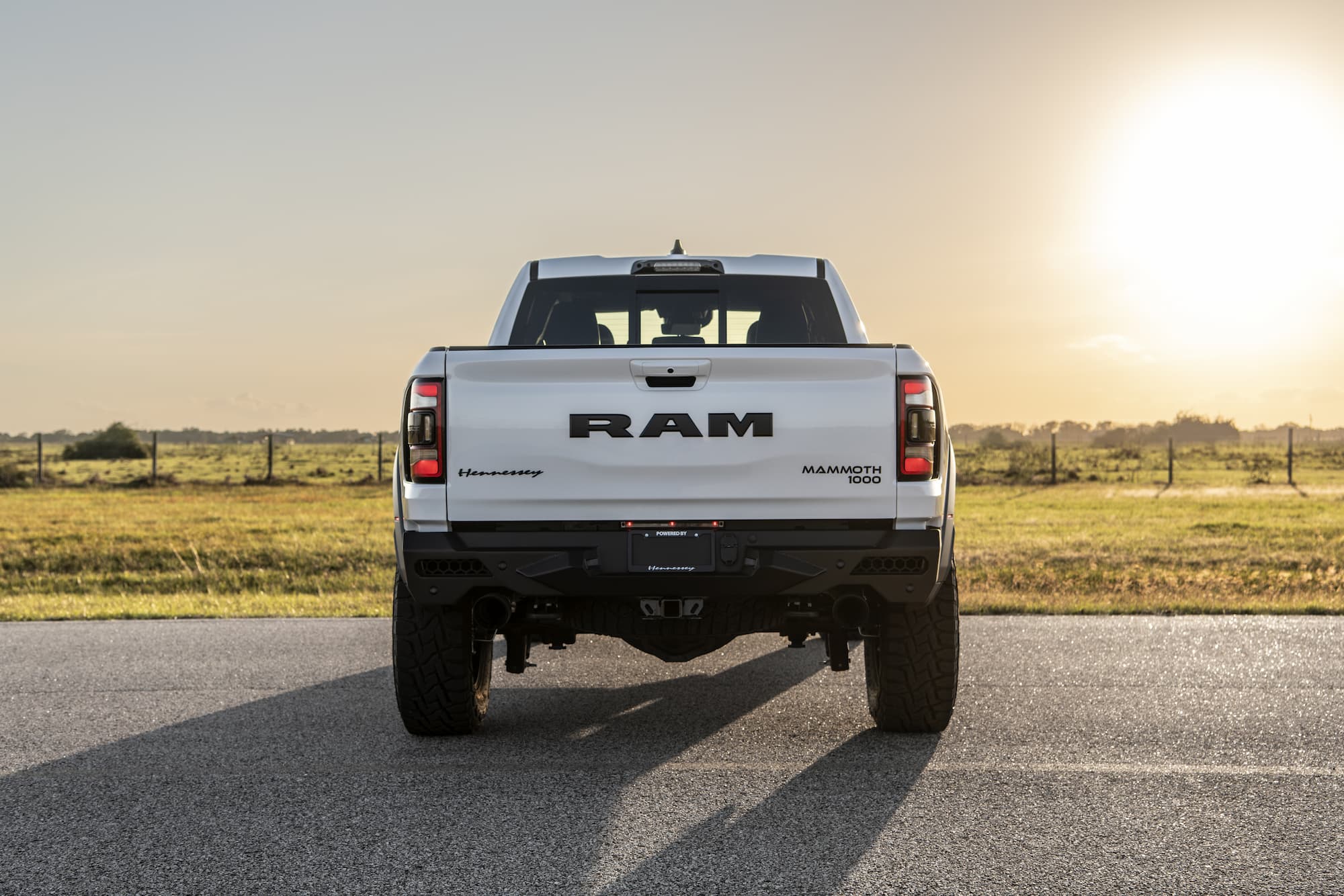 هينيسي ماموث 1000 TRX 