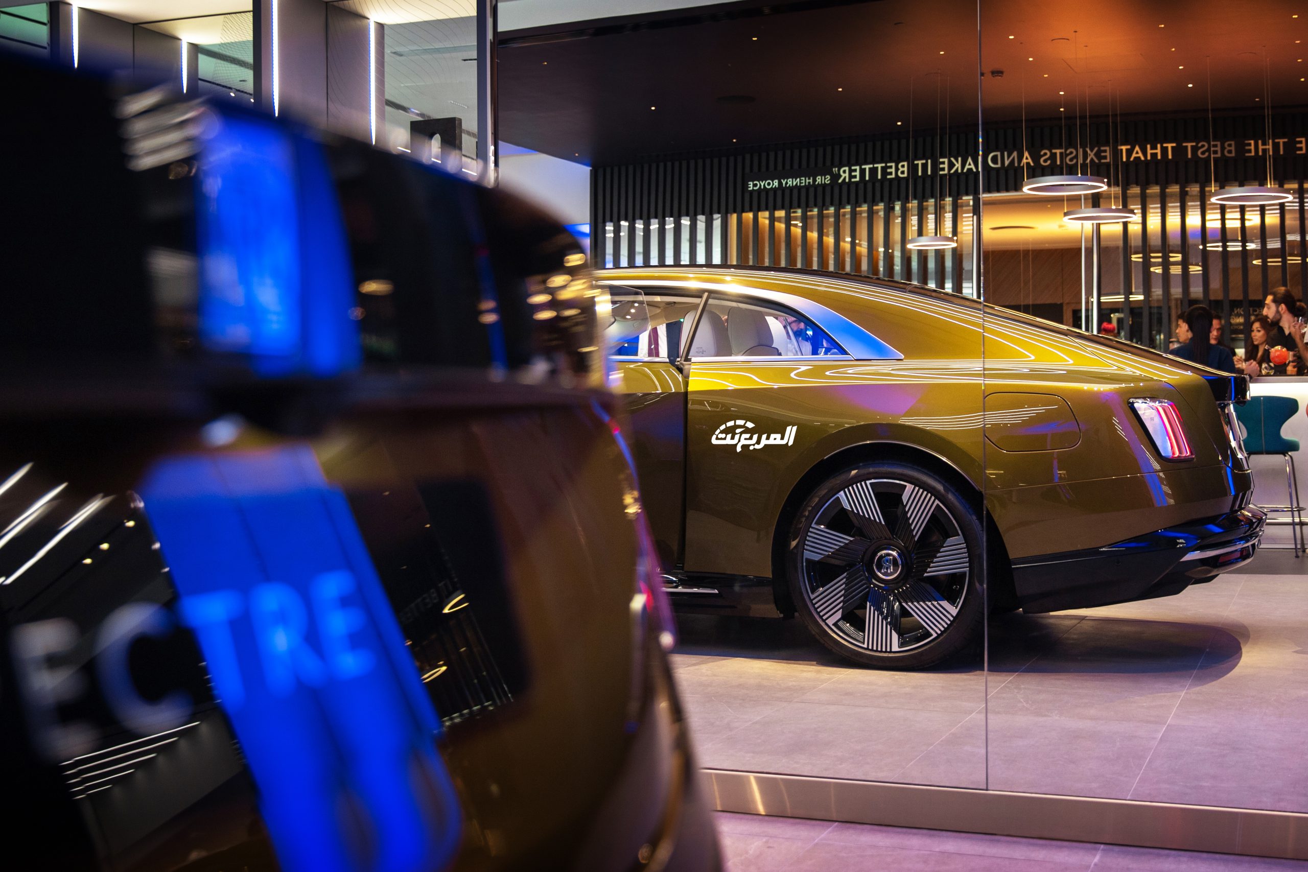 رولزرويس سبيكتر 2023| هل تُعدّ بداية حقبة جديدة للسيارات الكهربائية في الشرق الأوسط؟ رولزرويس سبيكتر 2023| هل تُعدّ بداية حقبة جديدة للسيارات الكهربائية في الشرق الأوسط؟ 5