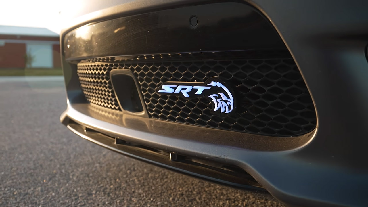 مازدا RX7 معدلة بقوة 1,000 حصان تواجه جراند شيروكي تراكهوك في سباقات التسارع مازدا RX7 معدلة بقوة 1,000 حصان تواجه جراند شيروكي تراكهوك في سباقات التسارع 5