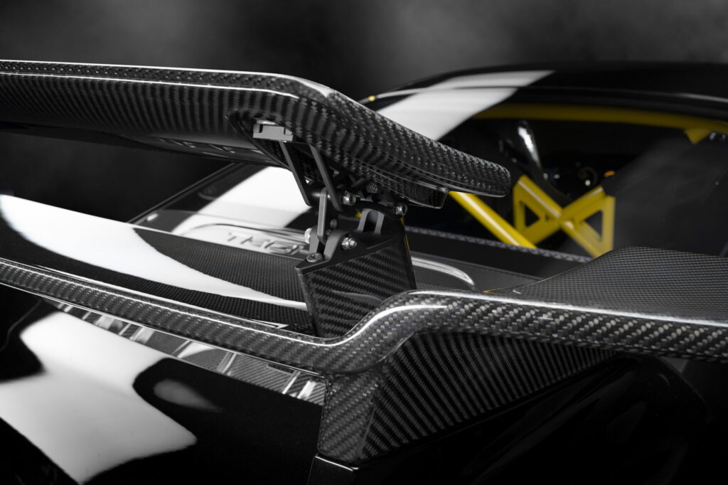 بورش 911 تربو إس تحصل على حزمة تعديلات لتخفيف الوزن مع قوة 800 حصان من شركة تيك آرت الألمانية بورش 911 تربو إس تحصل على حزمة تعديلات لتخفيف الوزن مع قوة 800 حصان من شركة تيك آرت الألمانية 16