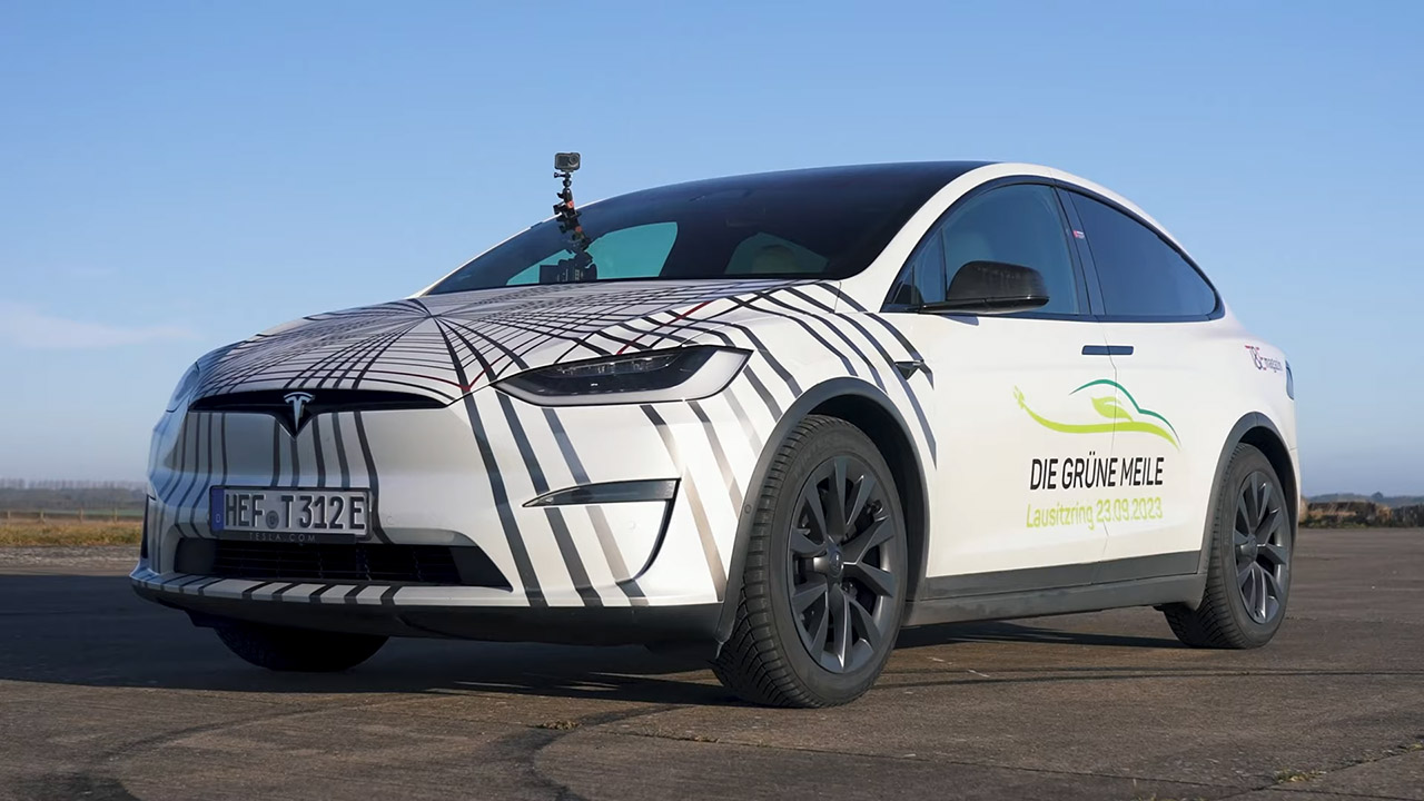 هل تتفوق تيسلا موديل X على فيراري SF90 و لامبورجيني SVJ في سباقات التسارع؟ هل تتفوق تيسلا موديل X على فيراري SF90 و لامبورجيني SVJ في سباقات التسارع؟