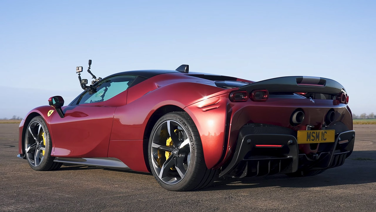 هل تتفوق تيسلا موديل X على فيراري SF90 و لامبورجيني SVJ في سباقات التسارع؟ هل تتفوق تيسلا موديل X على فيراري SF90 و لامبورجيني SVJ في سباقات التسارع؟ 4