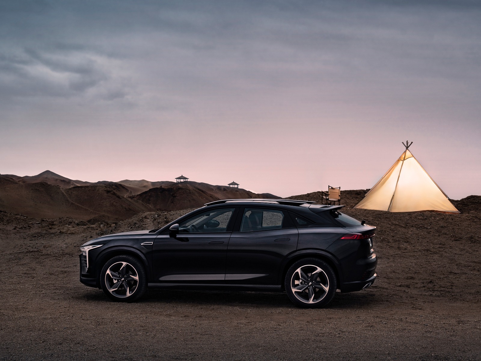 صور سيارة بيستون B70S 2023 الجديدة كلياً في السعودية (مزايا وأسعار) صور سيارة بيستون B70S 2023 الجديدة كلياً في السعودية (مزايا وأسعار) 5