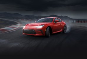 تويوتا GR 86 2023 تصل عند عبداللطيف جميل بقيمة عالية مقابل متعة الأداء تويوتا GR 86 2023 تصل عند عبداللطيف جميل بقيمة عالية مقابل متعة الأداء 17