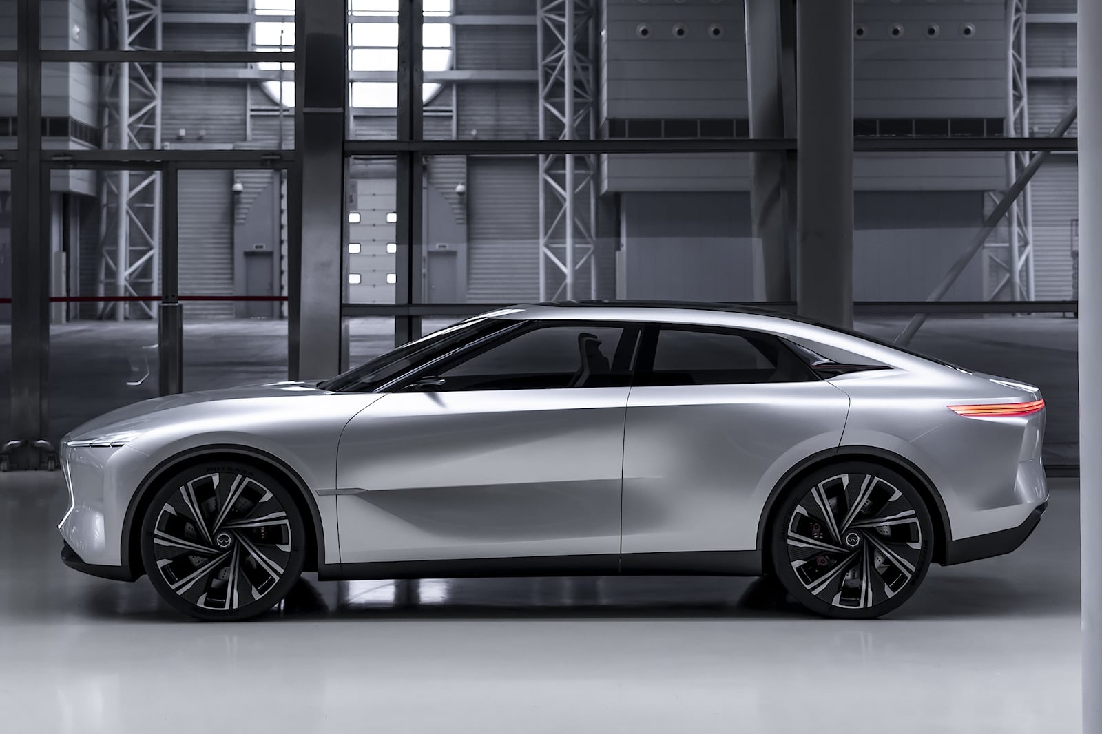 6 سيارات اختبارية مذهلة من انفينيتي لم تصل إلى خطوط الإنتاج 6 سيارات اختبارية مذهلة من انفينيتي لم تصل إلى خطوط الإنتاج 3