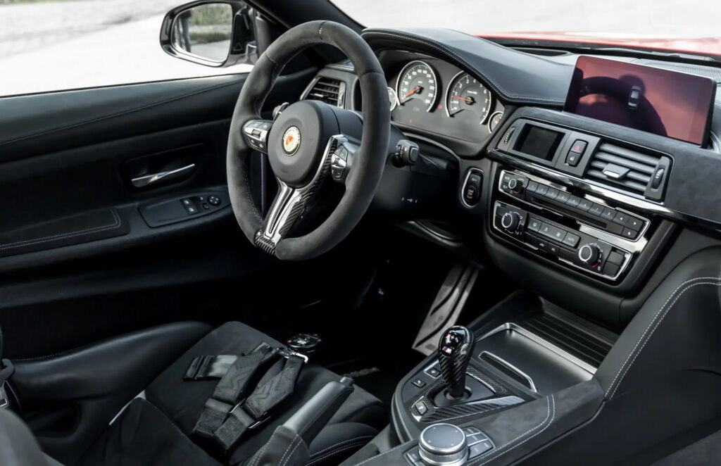 بي ام دبليو M4 تحصل على تعديلات جريئة من مانهارت الألمانية بقوة 708 حصان بي ام دبليو M4 DTM Champion من مانهارت (1)