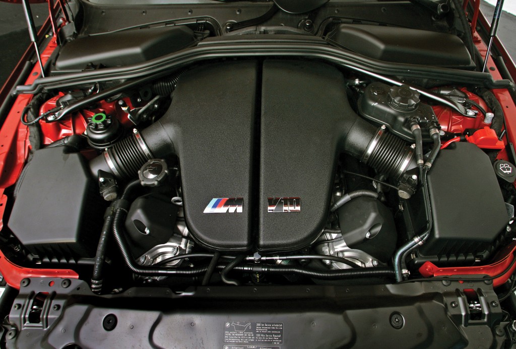 تعرف على أبرز 10 سيارات سيدان من بي ام دبليو على الإطلاق بي ام دبليو M5 E60