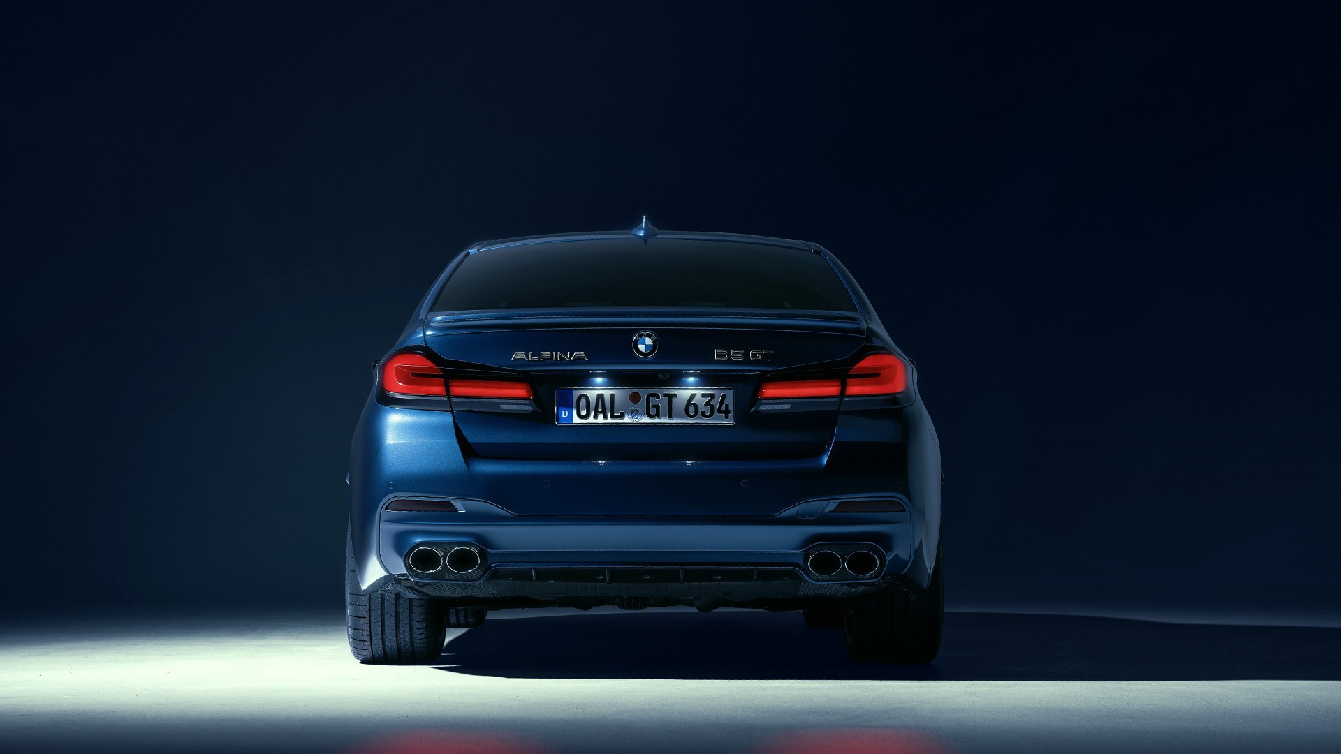 تعرف على أبرز 10 سيارات سيدان من بي ام دبليو على الإطلاق بي ام دبليو ألبينا B5 GT G30