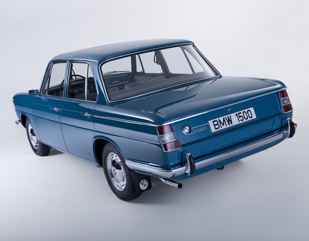 تعرف على أبرز 10 سيارات سيدان من بي ام دبليو على الإطلاق بي ام دبليو نوي كلاسي