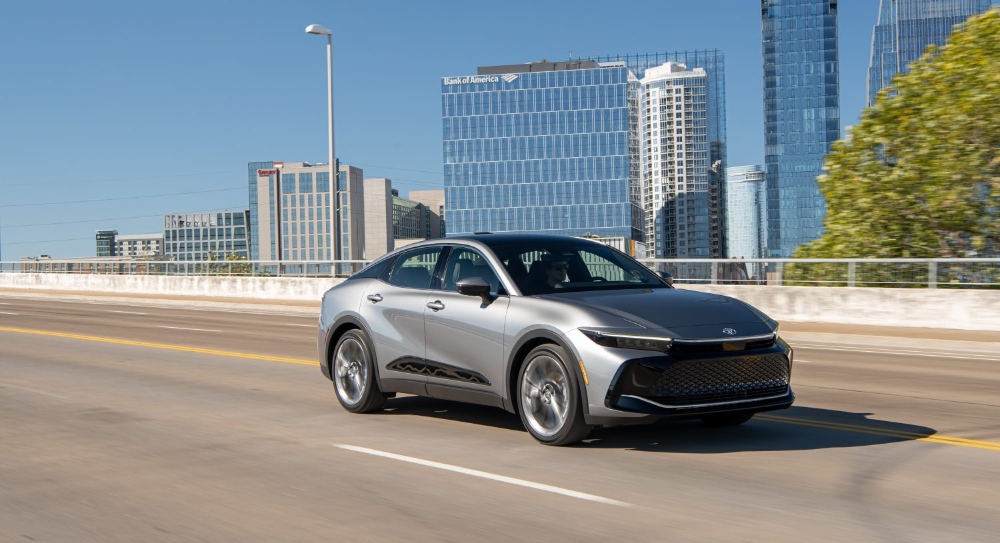 صور تويوتا كراون في 4 أشكال للجسم.. بعد وصولها السعودية إليكم الخيارات المختلفة التي تتوفر بها صور تويوتا كراون في 4 أشكال للجسم.. بعد وصولها السعودية إليكم الخيارات المختلفة التي تتوفر بها 10