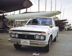 تاريخ “تويوتا هايلكس” البيك اب الأكثر شعبية في المملكة وأسطورة تويوتا الحية على مدار 54 عامًا تاريخ “تويوتا هايلكس” البيك اب الأكثر شعبية في المملكة وأسطورة تويوتا الحية على مدار 54 عامًا 13