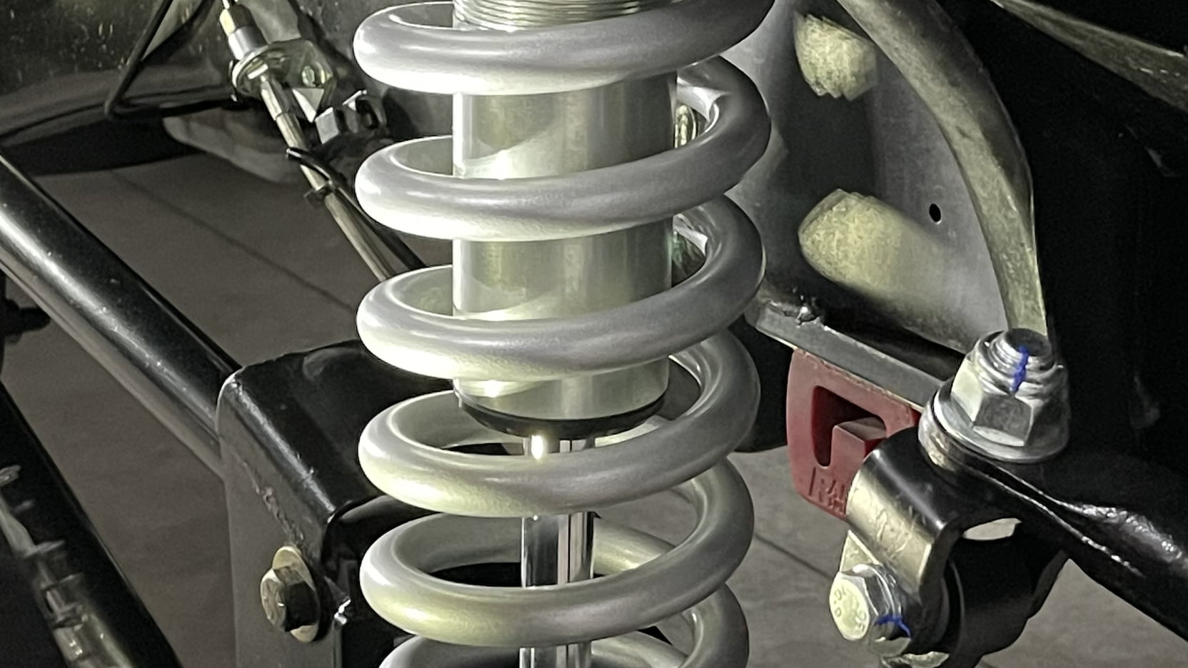 دودج WC26 واجن موديل 1941 تظهر بحزمة قوية من التعديلات في مزاد أمريكي دودج WC26 واجن موديل 1941 تظهر بحزمة قوية من التعديلات في مزاد أمريكي 8