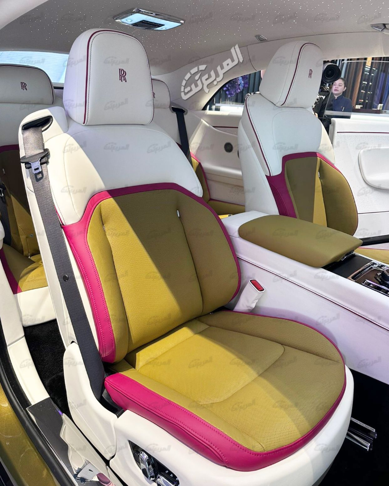 رولزرويس سبيكتر 2023| هل تُعدّ بداية حقبة جديدة للسيارات الكهربائية في الشرق الأوسط؟ رولزرويس سبيكتر 2023| هل تُعدّ بداية حقبة جديدة للسيارات الكهربائية في الشرق الأوسط؟ 9