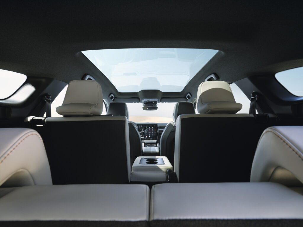 رينو إسبيس 2024 الجديدة كلياً تنكشف رسمياً بمنظومة حركة هجينة وتجهيزات متقدمة رينو إسبيس 2024 الجديدة كلياً تنكشف رسمياً بمنظومة حركة هجينة وتجهيزات متقدمة 3