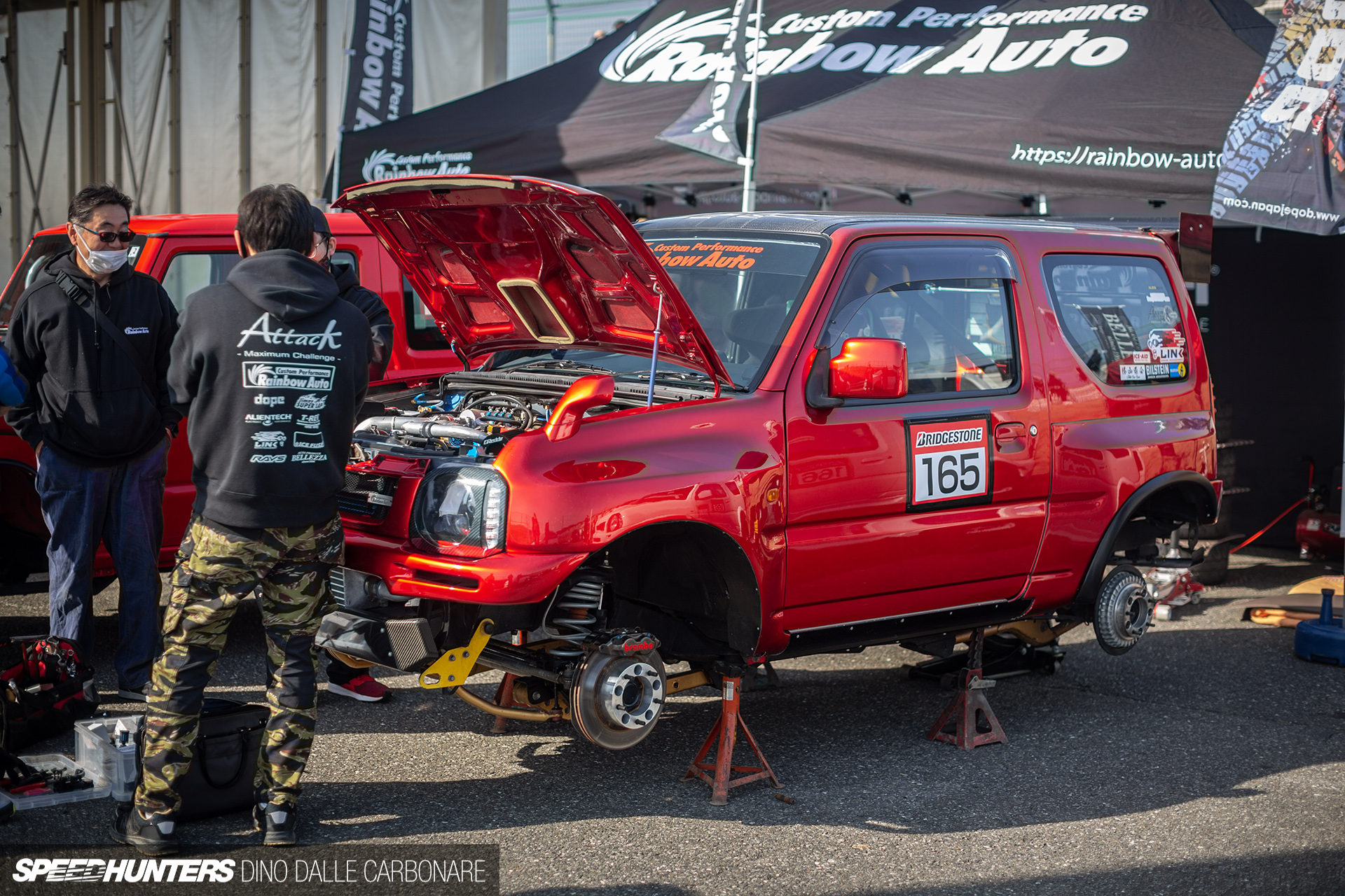 سوزوكي جمني معدلة لحلبات السباقات تلفت الأنظار بأداء رياضي فريد في اليابان سوزوكي جمني معدل