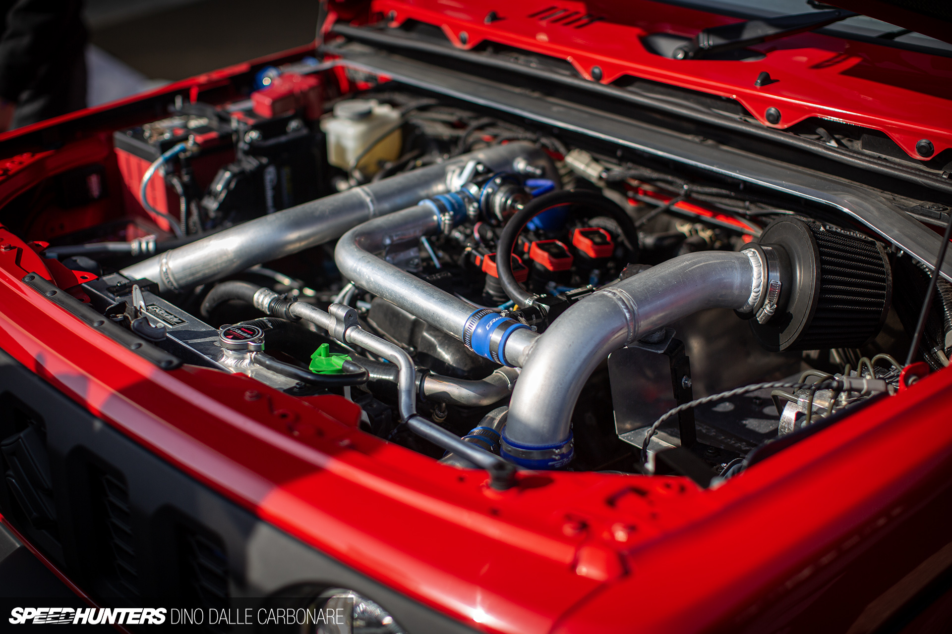 سوزوكي جمني معدلة لحلبات السباقات تلفت الأنظار بأداء رياضي فريد في اليابان سوزوكي جمني معدل