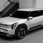 كيا EV9 الفاخرة ستحصل على إصدار GT عالي الأداء في 2025 بقوة لن تقل عن 570 حصان كيا EV9 الفاخرة ستحصل على إصدار GT عالي الأداء في 2025 بقوة لن تقل عن 570 حصان 1