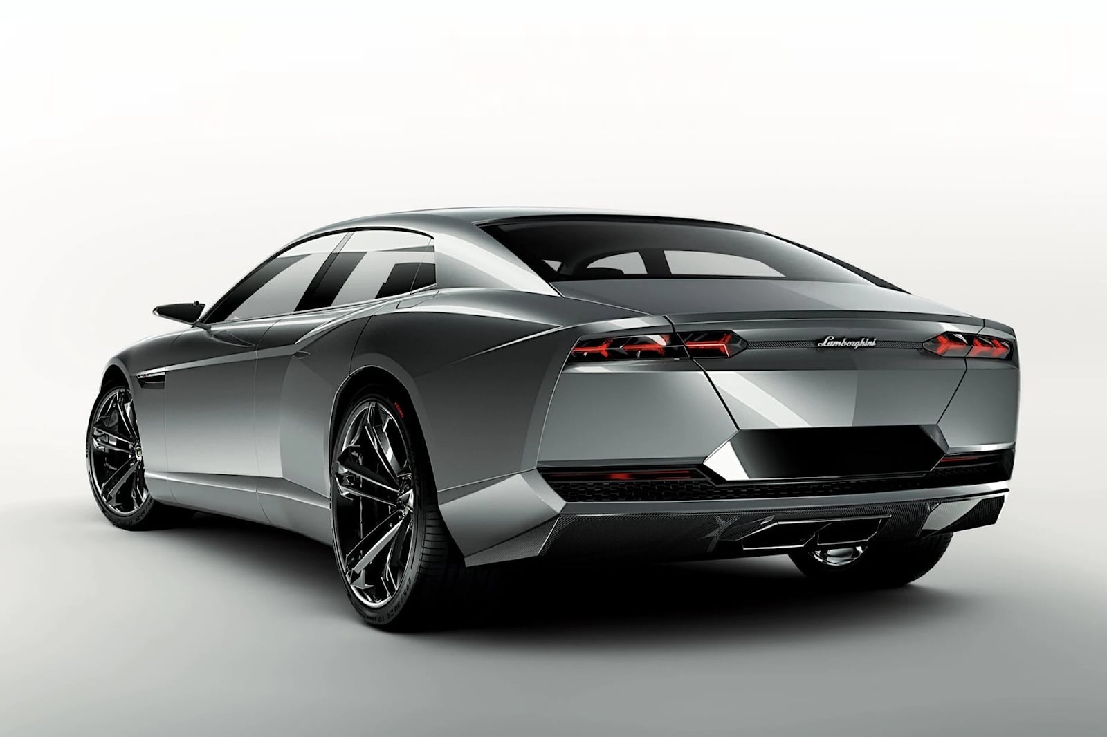 أغرب وأفضل 6 سيارات اختبارية صنعتها لامبورجيني على الإطلاق لامبورجيني استوك كونسبت