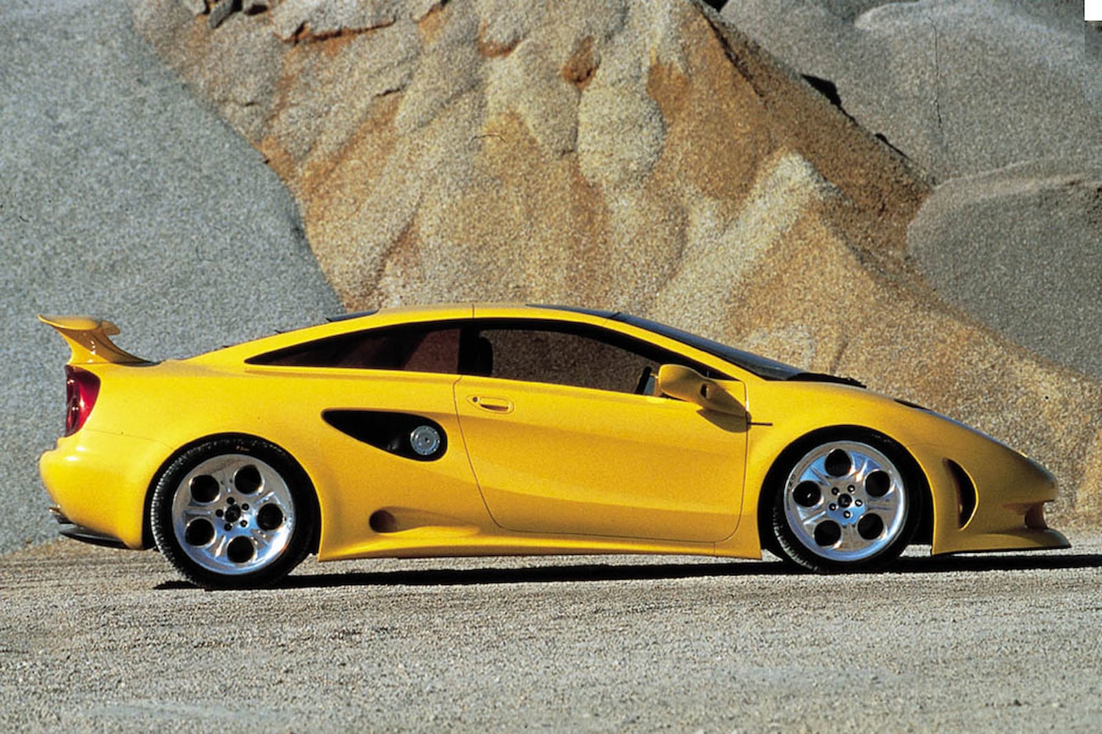 أغرب وأفضل 6 سيارات اختبارية صنعتها لامبورجيني على الإطلاق لامبورجيني كالا كونسبت