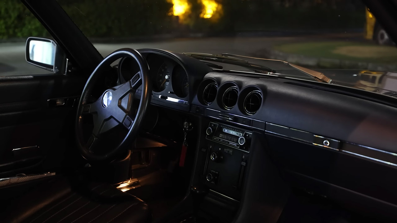 مرسيدس SLC450 موديل 1977 تحصل على محرك تويوتا ومكابح من فيراري! مرسيدس SLC450 موديل 1977