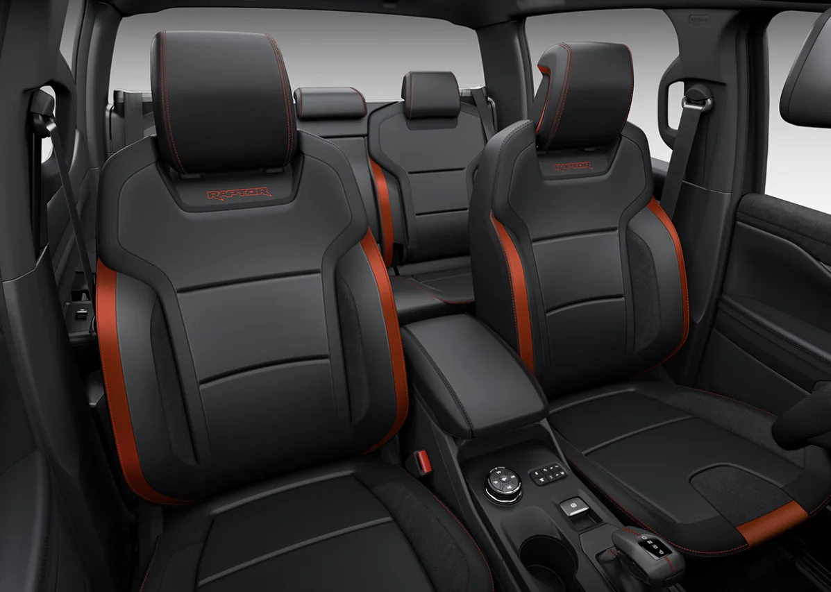 ranger_raptor_interior4