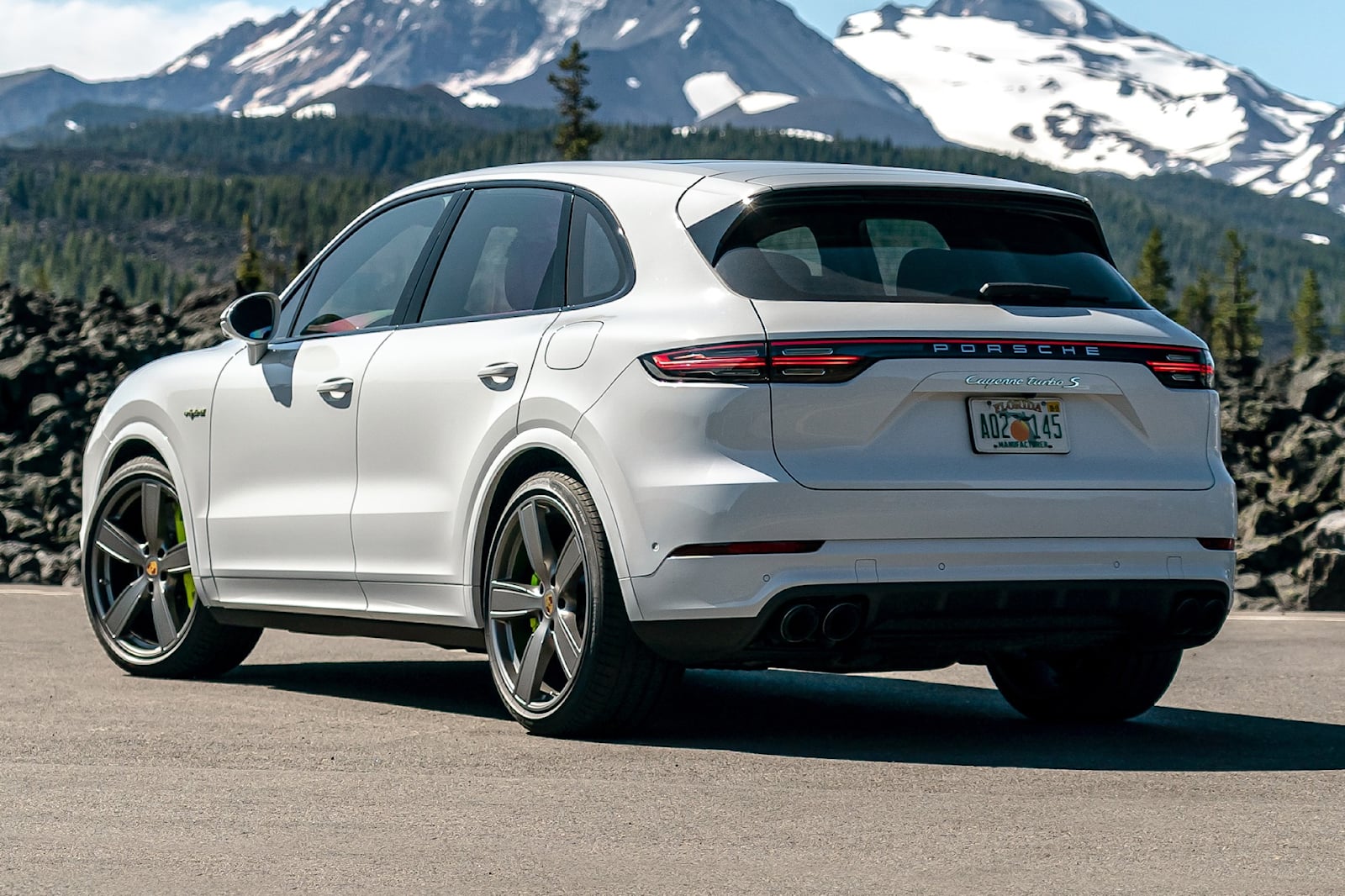 ما هي أسرع سيارة دفع رباعي في العالم لعام 2023؟ ما هي أسرع سيارة دفع رباعي في العالم لعام 2023؟ 3