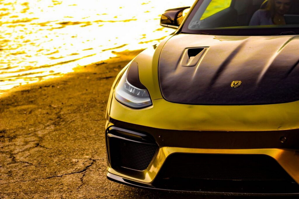 تيسلا موديل 3 تحصل على مقدمة رياضية من بورش مع قطع كربونية جذابة للخارجية تيسلا موديل 3