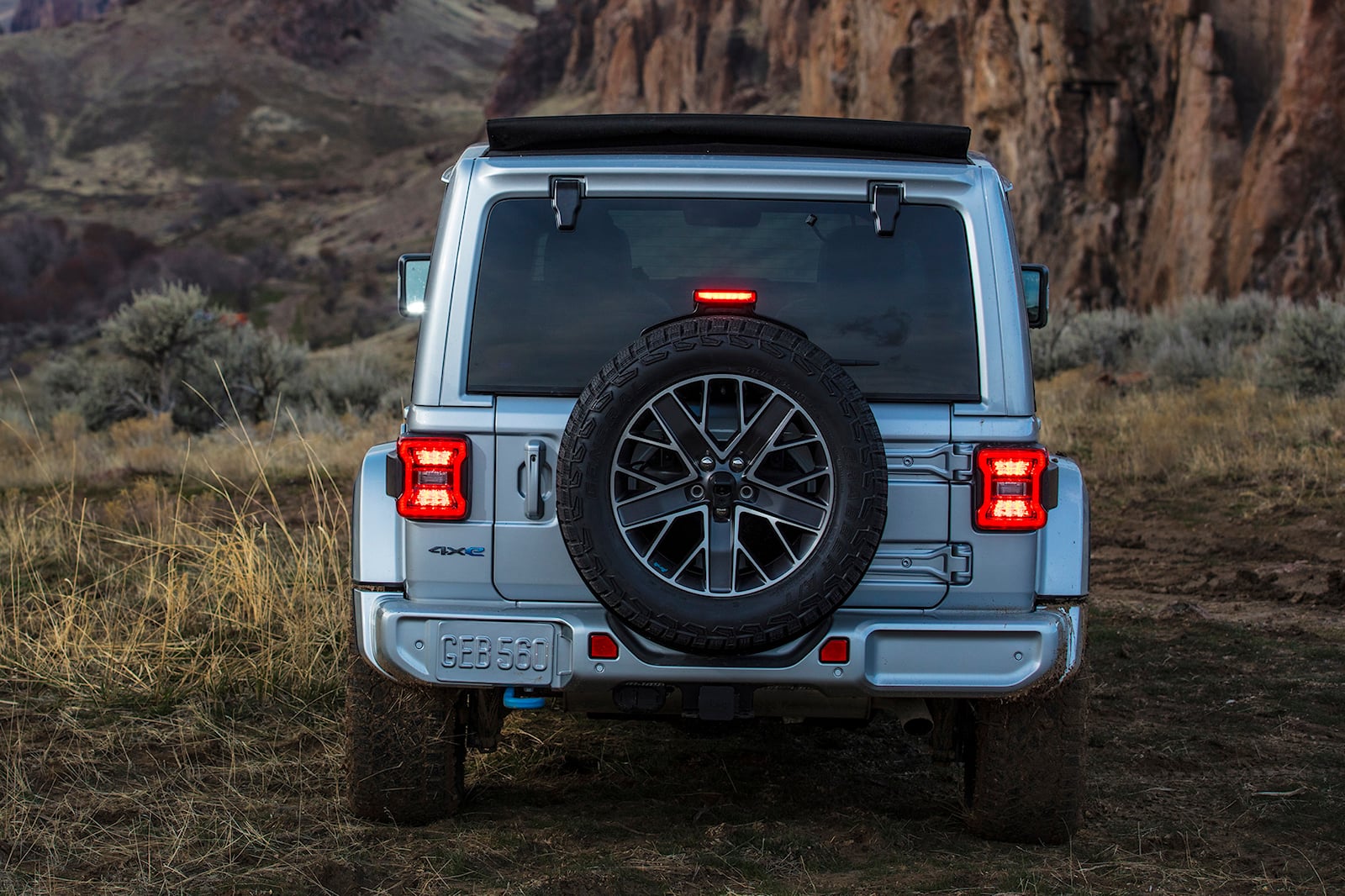 أبرز 8 سيارات جديدة في معرض نيويورك الدولي للسيارات 2023 جيب رانجلر موديل 2024