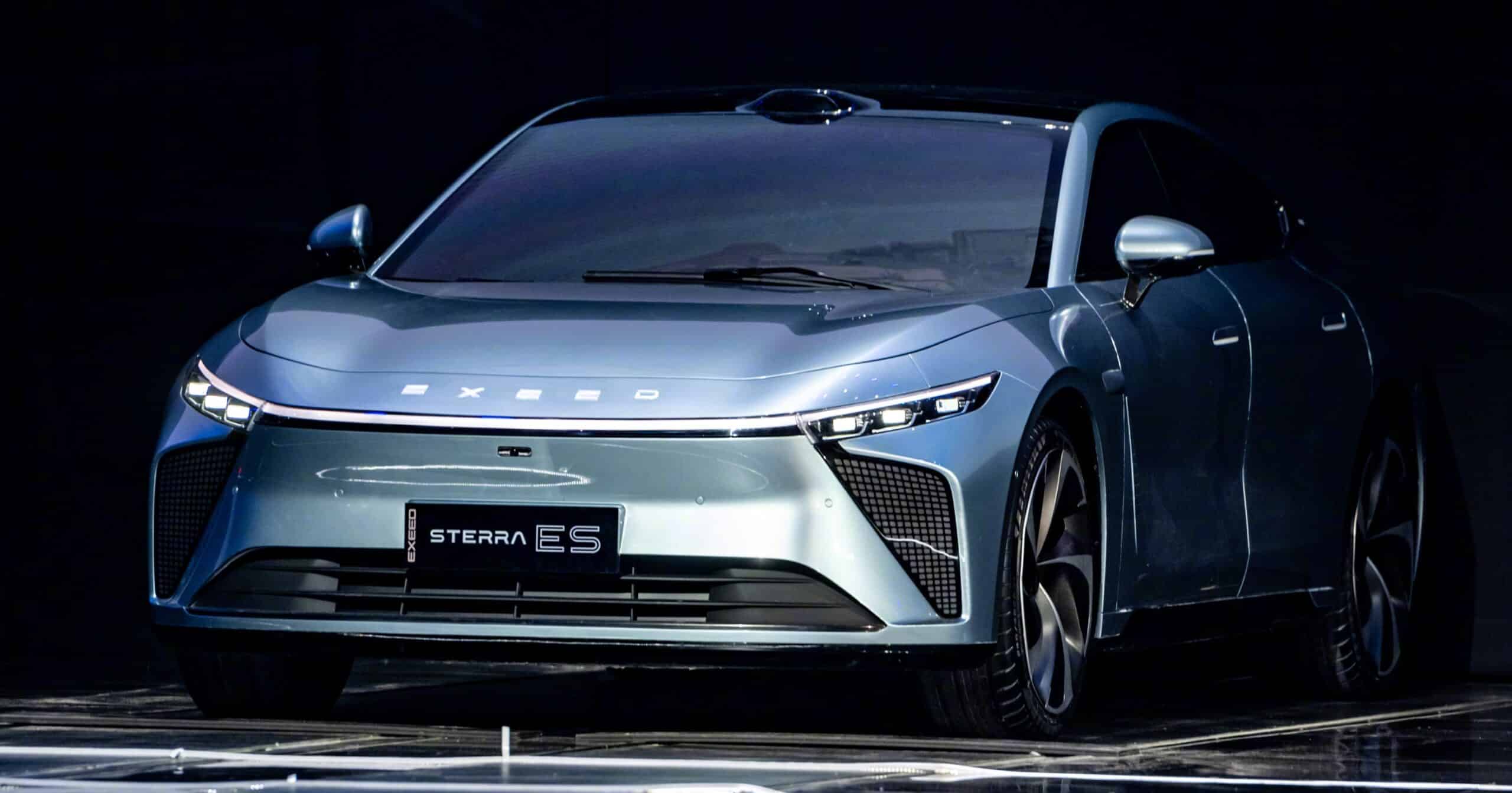 شيري تكشف النقاب عن 3 سيارات جديدة بمدى حركة كهربائي يصل إلى 700 كيلومتر