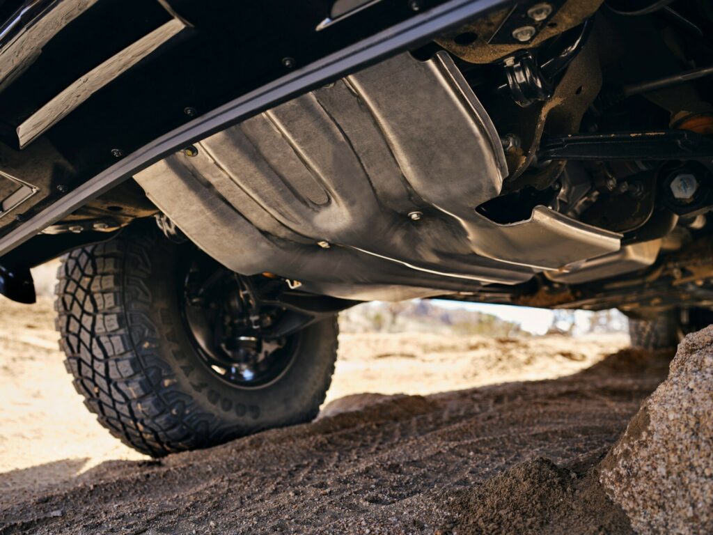 شيفروليه تكشف عن سيلفرادو HD ZR2 و ZR2 بايسون بتجهيزات فريدة للطرقات الوعرة شيفروليه تكشف عن سيلفرادو HD ZR2 و ZR2 بايسون بتجهيزات فريدة للطرقات الوعرة 9