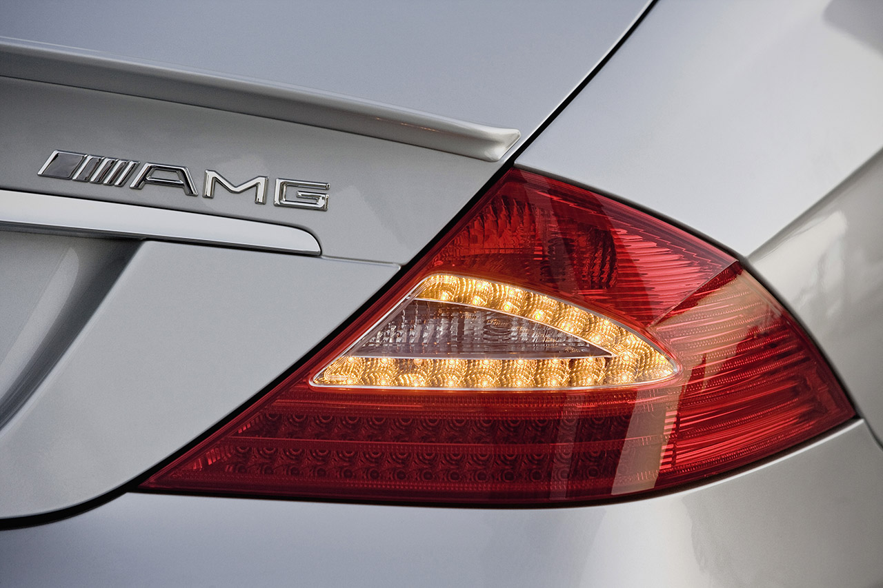 لماذا كان الجيل الأول من مرسيدس بنز CLS أيقونياً ورائداً في فئته؟ مرسيدس بنز CLS C63 AMG