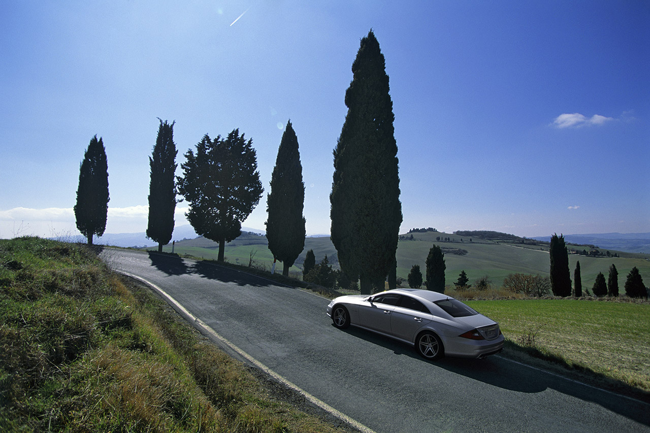 لماذا كان الجيل الأول من مرسيدس بنز CLS أيقونياً ورائداً في فئته؟ مرسيدس بنز CLS C63 AMG