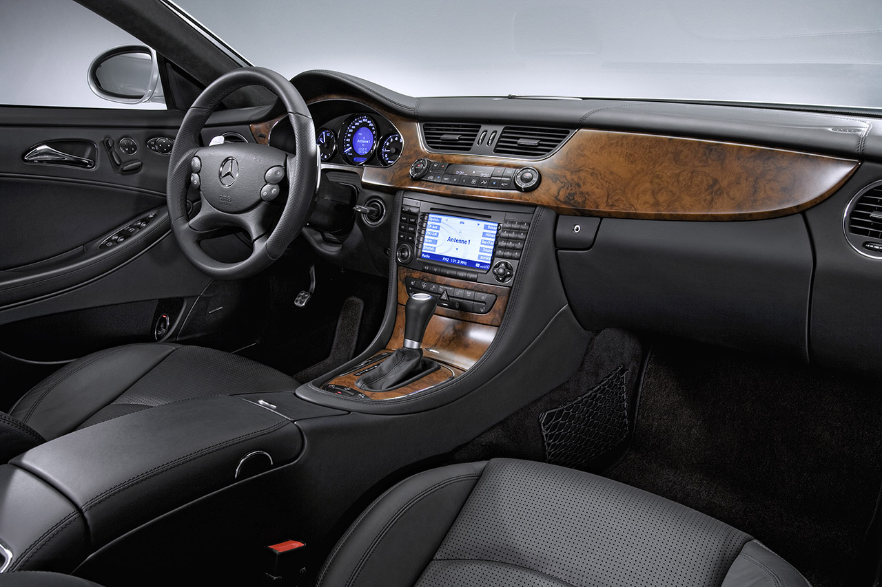 لماذا كان الجيل الأول من مرسيدس بنز CLS أيقونياً ورائداً في فئته؟ مرسيدس بنز CLS C63 AMG