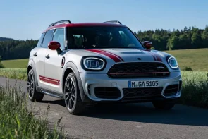 أنواع ميني JCW "جون كوبر ووركس" في السعودية وأبرز المميزات 4