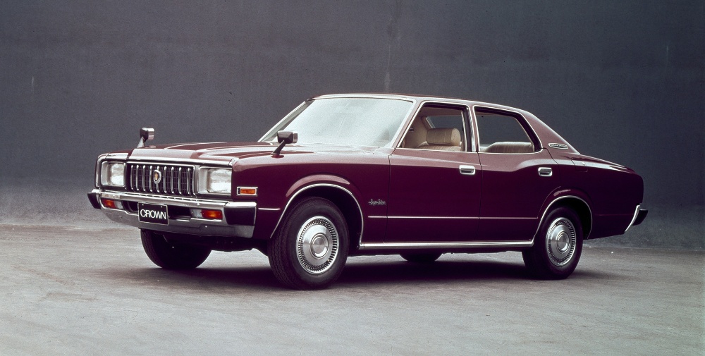 تاريخ تويوتا كراون بالأرقام.. قوة تويوتا كراون 1955 إلى كراون 2023 تاريخ تويوتا كراون بالأرقام.. قوة تويوتا كراون 1955 إلى كراون 2023 10