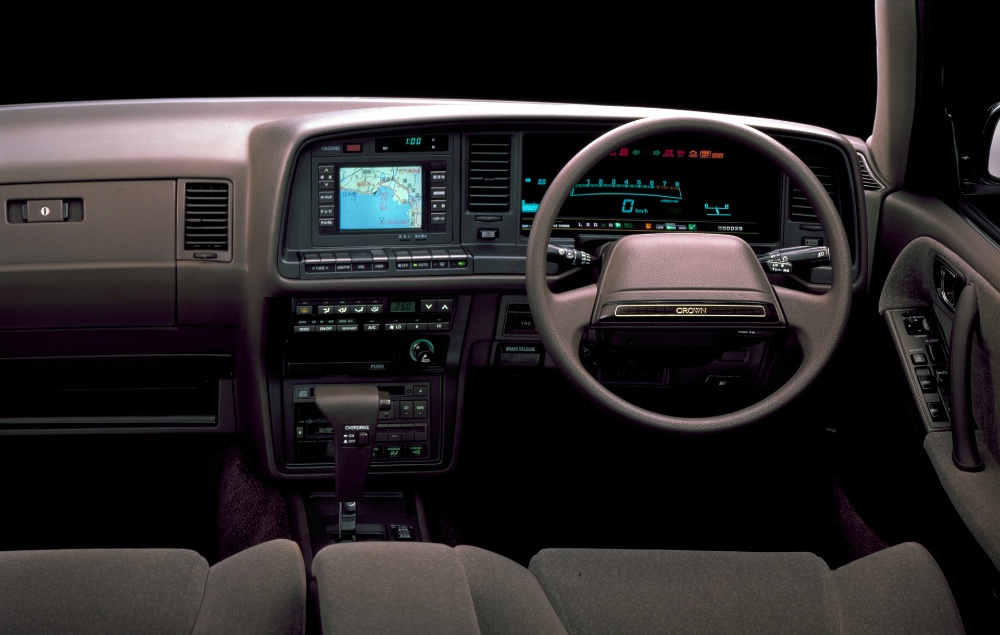 تاريخ تويوتا كراون بالأرقام.. قوة تويوتا كراون 1955 إلى كراون 2023 تاريخ تويوتا كراون بالأرقام.. قوة تويوتا كراون 1955 إلى كراون 2023 16