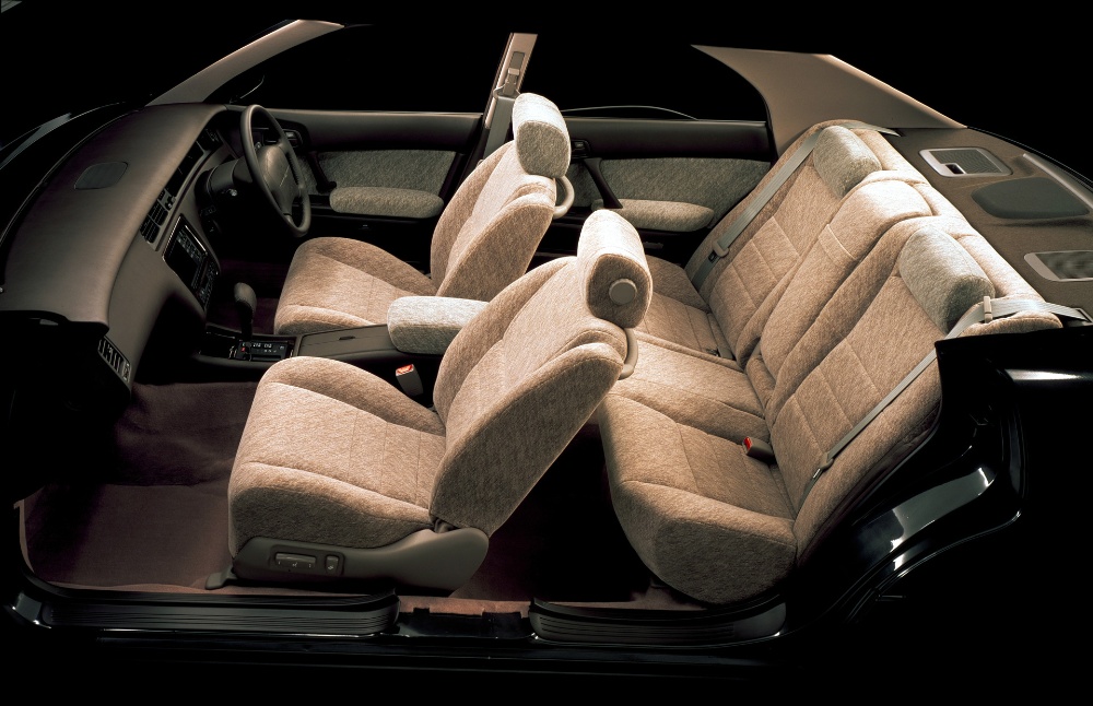 تاريخ تويوتا كراون بالأرقام.. قوة تويوتا كراون 1955 إلى كراون 2023 تاريخ تويوتا كراون بالأرقام.. قوة تويوتا كراون 1955 إلى كراون 2023 17