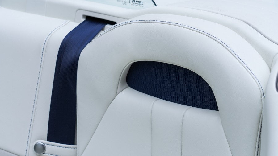 مميزات لكزس LC500 2023.. التصاميم ومحرك V8 والراحة في القيادة مميزات لكزس LC500 2023.. التصاميم ومحرك V8 والراحة في القيادة 5