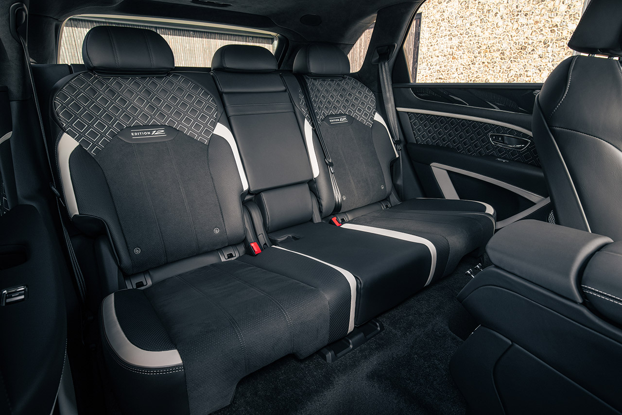 بنتلي تكشف عن إصدار سبيد 12 المحدود لتوديع محرك W12 الأيقوني بنتلي تكشف عن إصدار سبيد 12 المحدود لتوديع محرك W12 الأيقوني 6