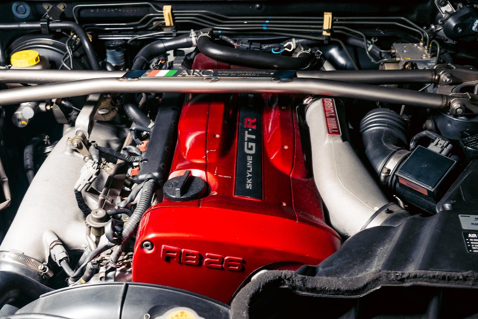 نيسان سكاي لاين جي تي آر R34 تمت قيادتها من قبل بول والكر في فيلم فاست آند فيوريس تباع بأكثر من 5 ملايين ريال! نيسان سكاي لاين جي تي آر R34 تمت قيادتها من قبل بول والكر في فيلم فاست آند فيوريس تباع بأكثر من 5 ملايين ريال! 8