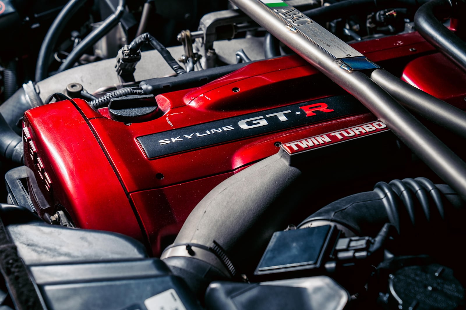 نيسان سكاي لاين جي تي آر R34 تمت قيادتها من قبل بول والكر في فيلم فاست آند فيوريس تباع بأكثر من 5 ملايين ريال! نيسان سكاي لاين جي تي آر R34 تمت قيادتها من قبل بول والكر في فيلم فاست آند فيوريس تباع بأكثر من 5 ملايين ريال! 9