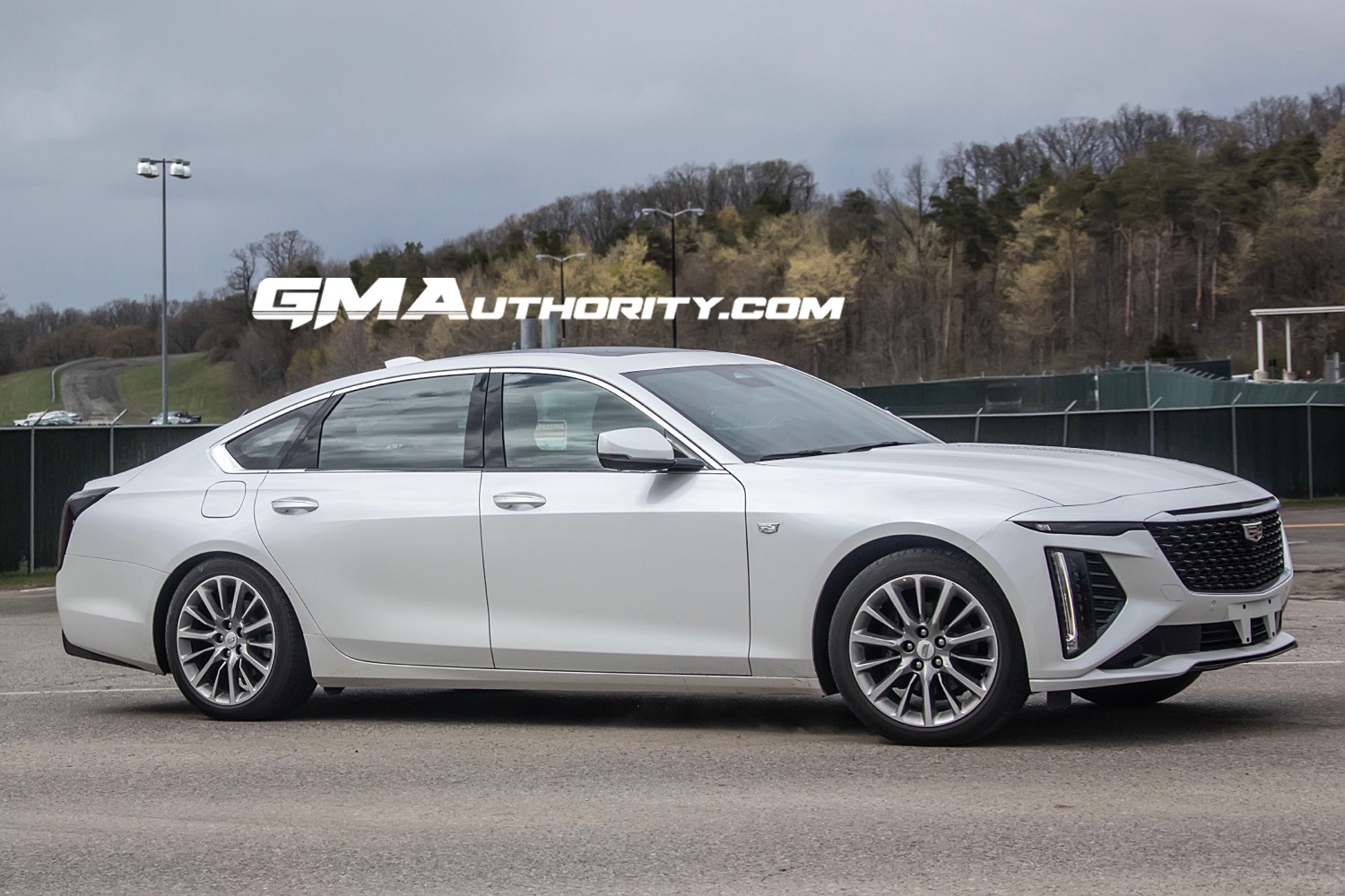 كاديلاك CT6 الجيل الثاني يظهر بدون تمويهات أثناء اختباره في الولايات المتحدة كاديلاك CT6 الجيل الثاني يظهر بدون تمويهات أثناء اختباره في الولايات المتحدة 3