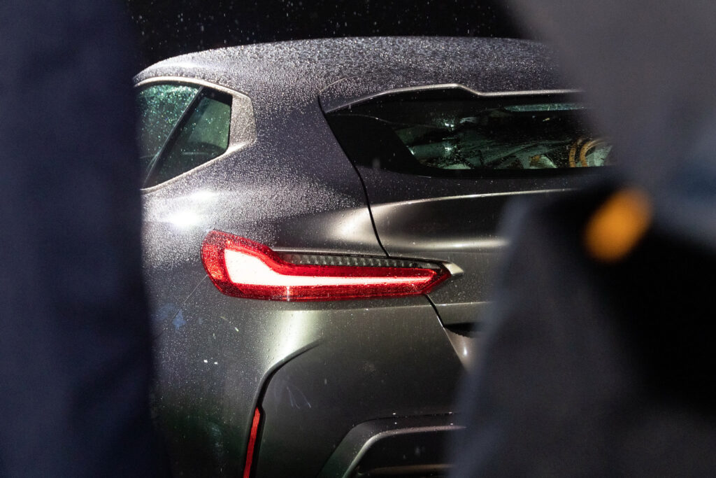 بي ام دبليو تورينج كوبيه الاختبارية تنكشف رسمياً بتصميم كلاسيكي جذاب بي ام دبليو تورينج كوبيه