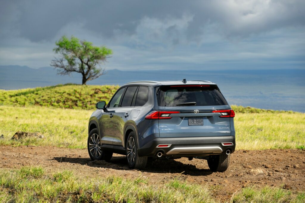 أسعار ومواصفات تويوتا جراند هايلاندر 2024 تنكشف رسمياً أسعار ومواصفات تويوتا جراند هايلاندر 2024 تنكشف رسمياً 2