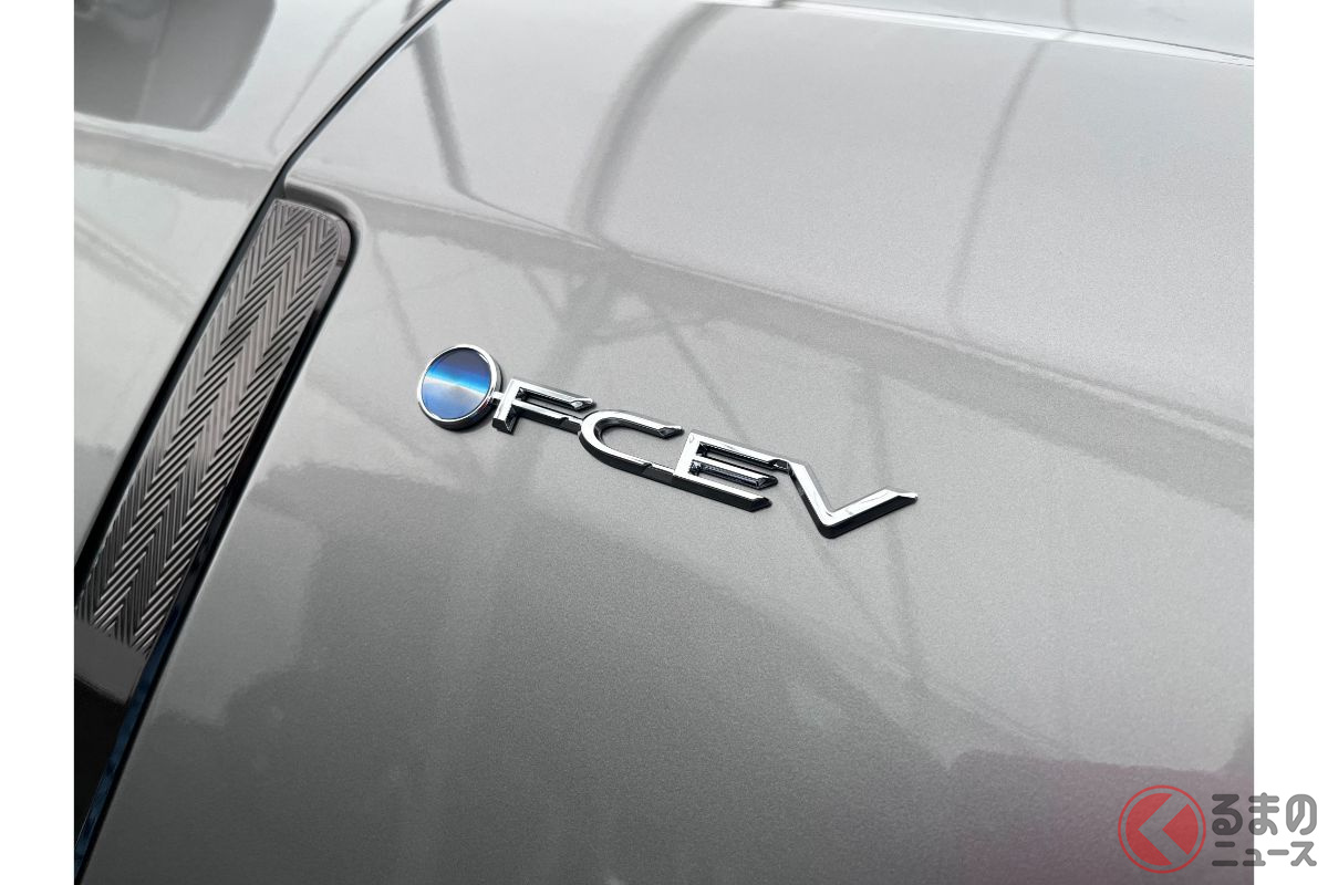 تويوتا كراون سيدان 2024 تظهر في اليابان استعداداً للكشف الرسمي تويوتا كراون سيدان