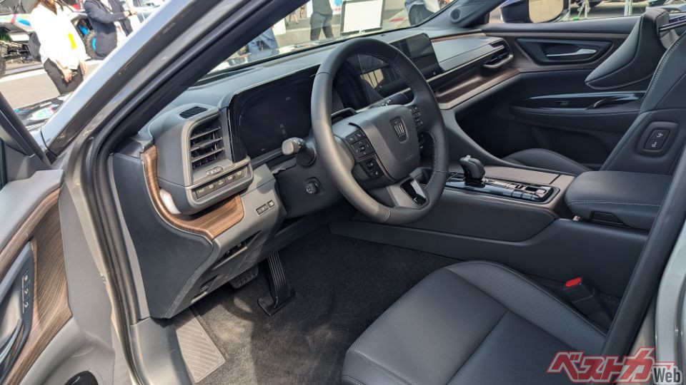 تويوتا كراون سيدان 2024 تظهر في اليابان استعداداً للكشف الرسمي تويوتا كراون سيدان