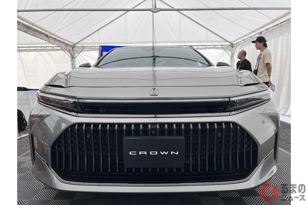 تويوتا كراون سيدان 2024 تظهر في اليابان استعداداً للكشف الرسمي تويوتا كراون سيدان