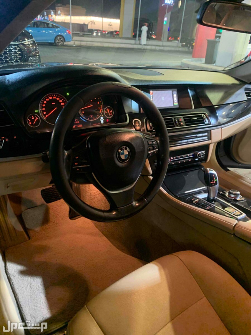 كم سعر بي ام 2015 مستعملة؟ بينهما الفئة الخامسة والسابعة داخلية بي ام دبليو 2015 الفئة الخامسة