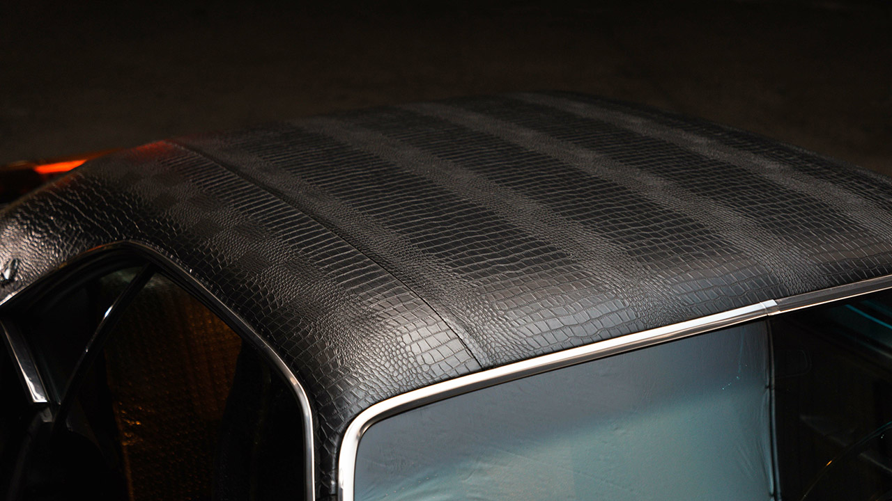 دودج تشالنجر الشبح الأسود التي تعد أشهر أسطورة في سباقات الشوارع الأمريكية تباع بـ 4 مليون ريال! دودج تشالنجر الشبح الأسود التي تعد أشهر أسطورة في سباقات الشوارع الأمريكية تباع بـ 4 مليون ريال! 6